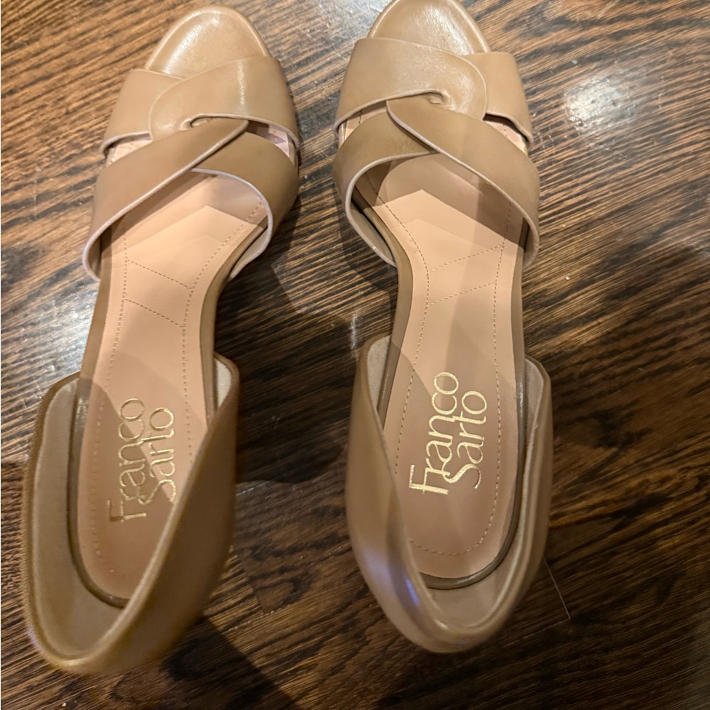 Franco Sarto Women's Brown Strappy Sandals